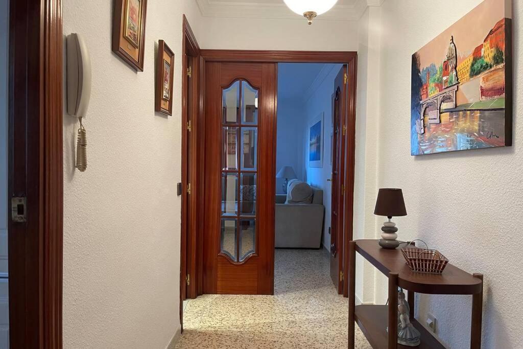 Gran Y Magnifico Apartamento En マラガ エクステリア 写真