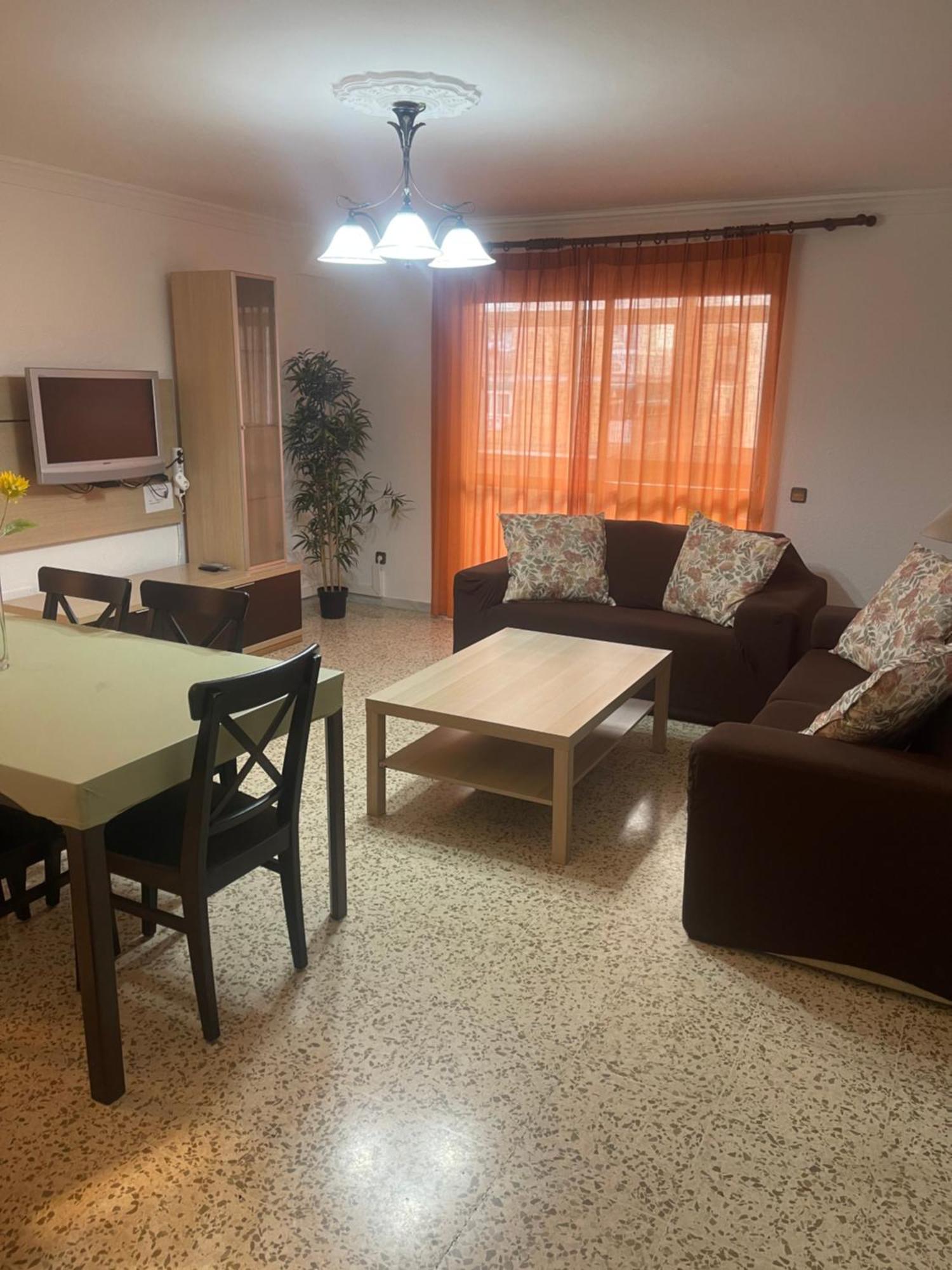 Gran Y Magnifico Apartamento En マラガ エクステリア 写真